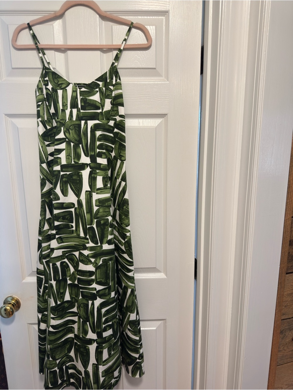 BANANA REPUBLIC Green Leaf Print Slip Dress - Women's Summer Dress- worn twice